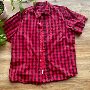 Red and Black Plaid Men's Casual Shirt